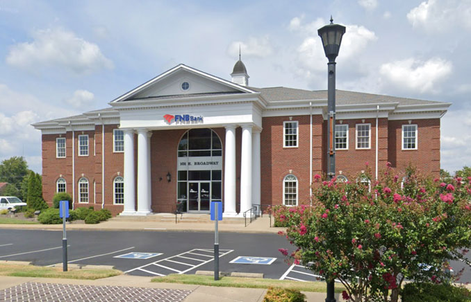 FNB Bank, 101 East Broadway Mayfield, Kentucky (Image capture August 2019 ©2021)