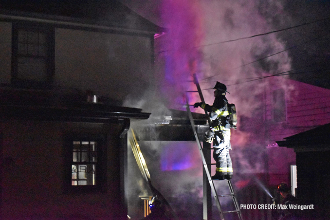 Exterior fire at house on Ridgewood Drive in Highland Park on Sunday, December 26, 2021 (PHOTO CREDIT: Max Weingardt)