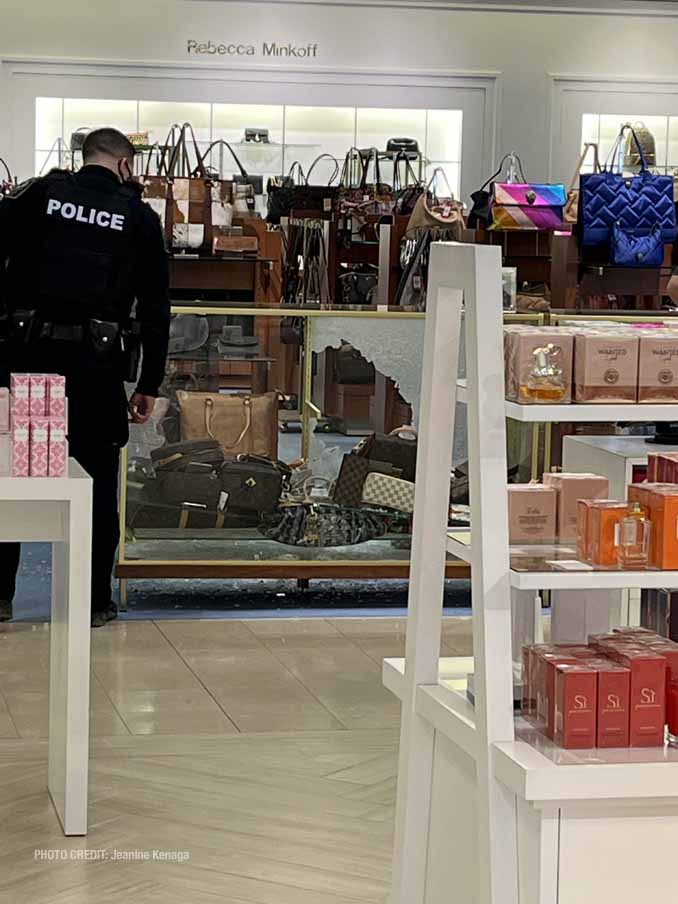 Damage after robbery at Von Maur at Yorktown Center in Lombard (PHOTO CREDIT: Jeanine Kenaga)