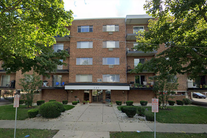 Apartment entrance 205 West Miner Street Arlington Heights (Image capture October 2018 ©2022)