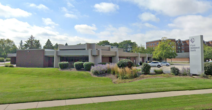 First Midwest Bank Buffalo Grove, 555 West Dundee Road, Buffalo Grove (Image capture September 2019 ©2022 Google)