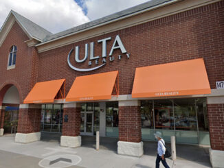 Ulta Beauty Golf Road, 1470 East Golf Road Schaumburg (Image capture August 2021 ©2022).