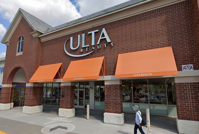 Ulta Beauty Golf Road, 1470 East Golf Road Schaumburg (Image capture August 2021 ©2022).