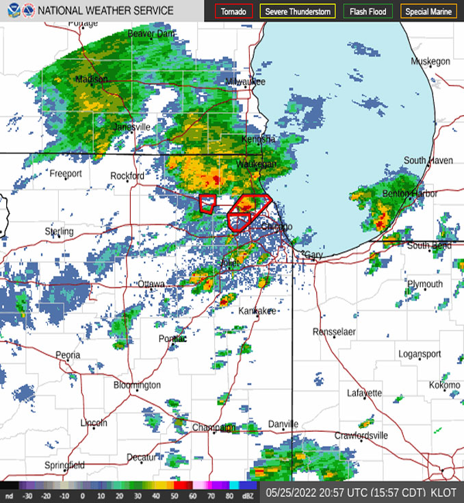 Rotating storm path outline overlay with the radar image indicated by the right red-outlined object (SOURCE: NWS Chicago)