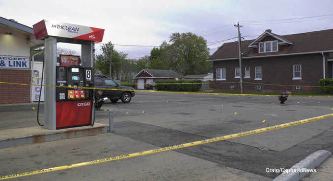 North Chicago homicide investigation at 10th Street and Jackson Street (Craig/CapturedNews)