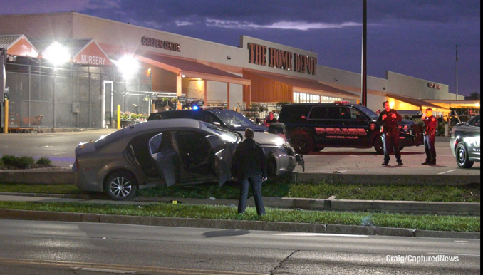 Crash scene at Home Depot in Waukegan (Craig/CapturedNews)