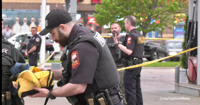 North Chicago homicide investigation near the Citgo gas station at 10th Street and Jackson Street (Craig/CapturedNews)