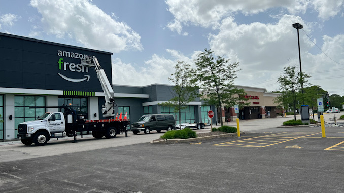 Amazon Fresh sign up at store at 325 East Palatine Road Arlington Heights, Illinois