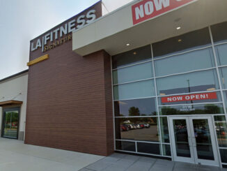 LA Fitness Route 59 Naperville (Image capture July 2021 ©2022 Google)