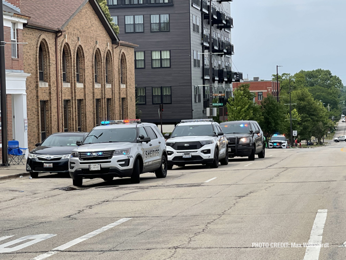 Early photo in downtown Highland Park after an active shooter/mass shooting incident at a 4th of July parade (PHOTO CREDIT: Max Weingardt)