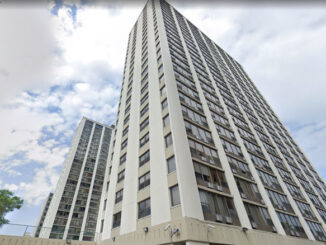 Fatal high rise fall Clarendon Avenue Chicago (Image capture June 2019 ©2022 Google)