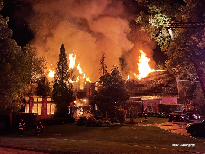Extra-alarm house fire on Tiffany Court in Kildeer on Saturday, July 30, 2022 (PHOTO CREDIT: Max Weingardt)