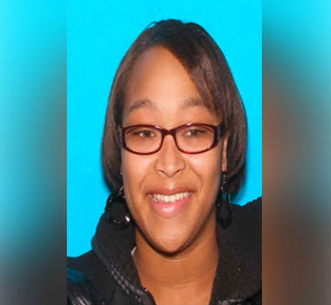 Shaina K. Davis (SOURCE: Maywood Police Department/Illinois State Police)