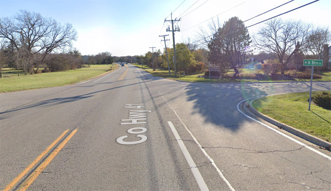 Saint Marys Road and Terre Drive Libertyville Township (Image captured Novenber 2018 ©2022 Google)