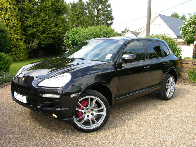 2007 Porsche Cayenne Turbo (PHOTO CREDIT: The Car Spy/Flickr CC BY 2.0)