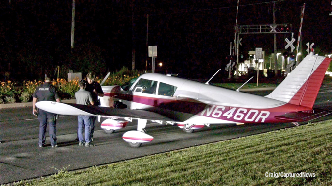 Emergency landing on Milwaukee Avenue in Vernon Hills (Craig/CapturedNews).