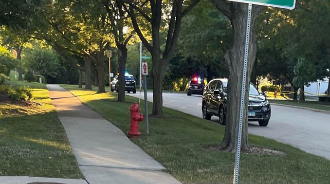 Possible stabbing investigation on Maplebrook Court near Lakeland Drive Schaumburg