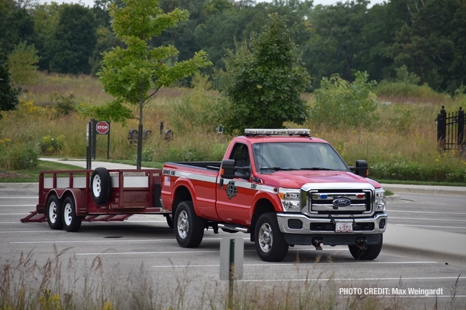 Gurnee Fire Department deployed an ATV at the scene where a body was found near the Lake Michigan shoreline near the Fort Sheridan Forest Preserve (PHOTO CREDIT: Max Weingardt)