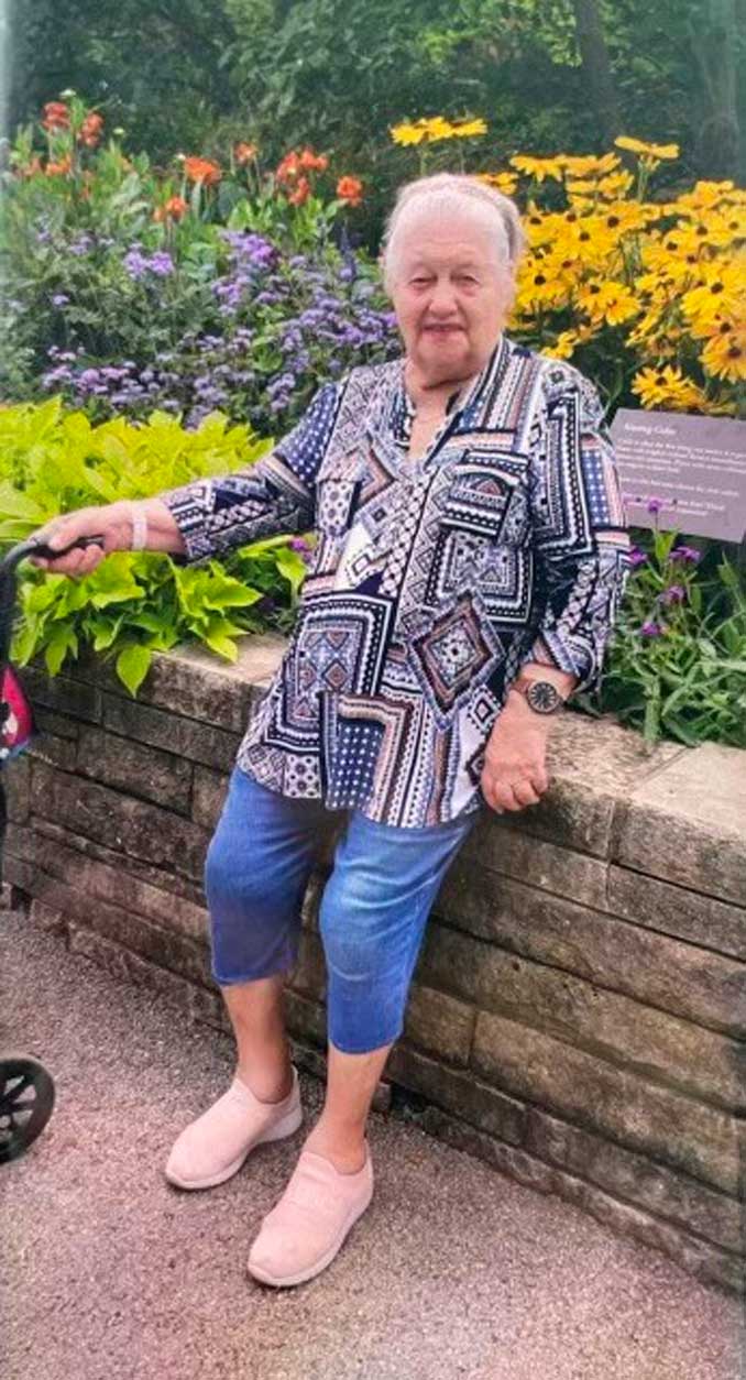 Dora Deych, missing Arlington Heights Tuesday, September 27, 2022 (SOURCE: Arlington Heights Police Department)