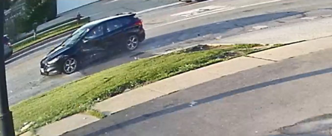 Hatchback involved in hit-and-run crash on Oakton Street in Des Plaines on Thursday, August 25, 2022 (SOURCE: Des Plaines Police Department)