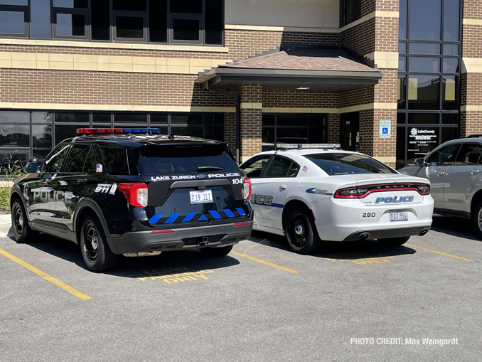 Mutual aid law enforcement on scene at 1850 Green Bay Road in Highland Park after two people were found dead (PHOTO CREDIT: Max Weingardt).