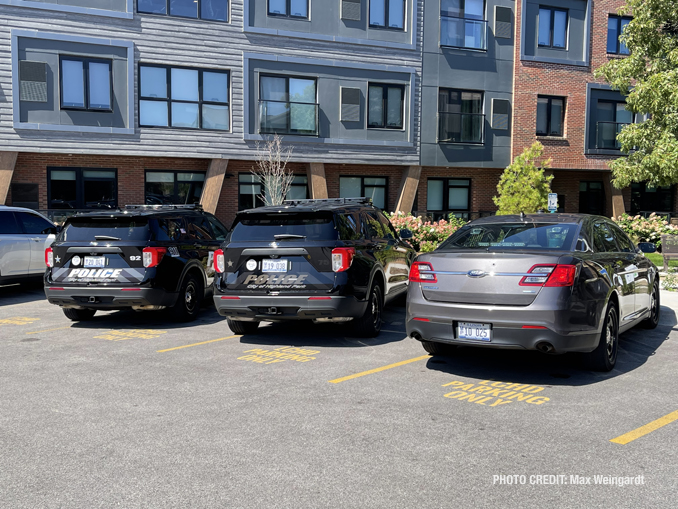 Police on scene at a 5-story apartment building "Albion Highland Park" at 1850 North Green Bay Road north of Central Avenue in Highland Park (PHOTO CREDIT: Max Weingardt)