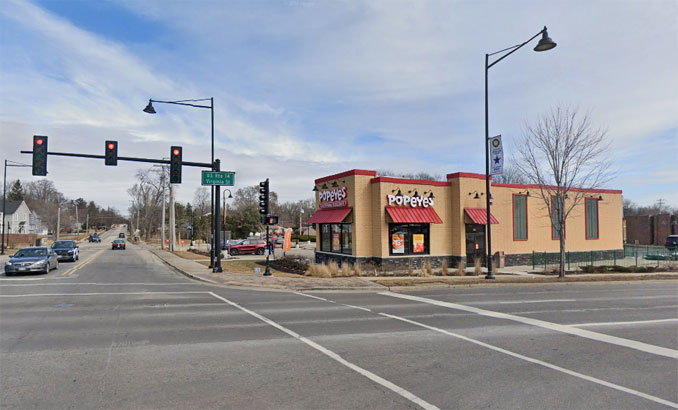 Popeyes on Virginia Street near McHenry Avenue Crystal Lake (Image capture March 2022 ©2022)