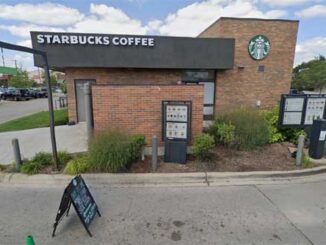 Starbucks, 1808 South Arlington Heights Road, Arlington Heights (Image captured August 2021 ©2022 Google)