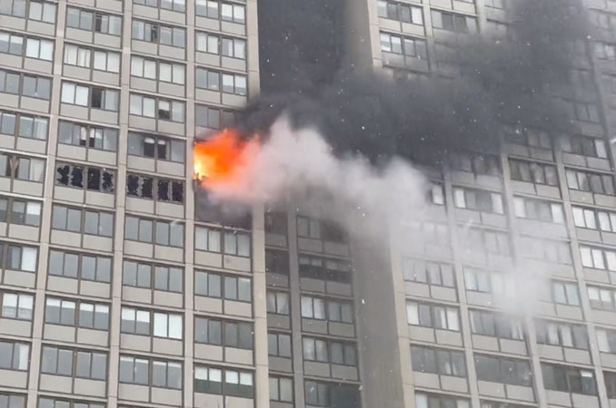 Chicago Fire Department South Lake Park Avenue high-rise fire (SOURCE: CFDmedia)