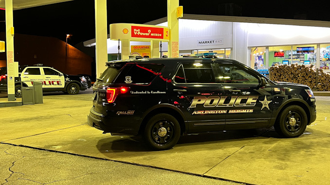 Arlington Heights police and Rolling Meadows police at the Shell gas station, 2200 Algonquin Road after an armed robbery on Sunday, March 19, 2023