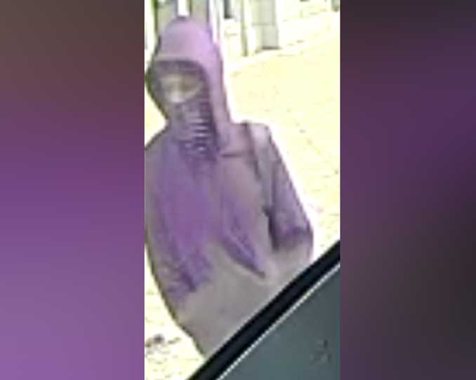 Offender at armored car robbery in Orland Park, Saturday, March 4, 2023 (SOURCE: FBI)
