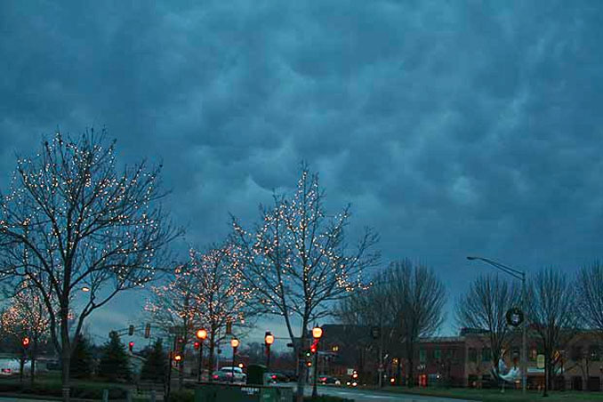 Making sense of severe weather risks requires using multiple reliable sources of weather information and alerts, including your own observations, such as these cumulonimbus mammatus clouds that appeared over downtown Arlington Heights during a Tornado Watch on January 7, 2008 -- the same day an EF-3 tornado hit Poplar Grove, Illinois