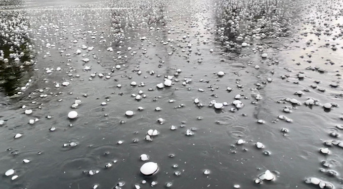 Hail near Lake Cook Road and the Tri-State Tollway