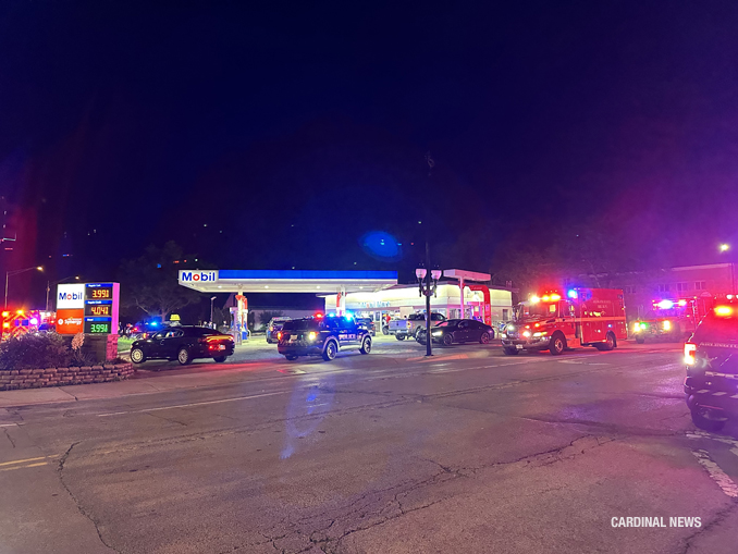 Ambulances and police at the scene of a fight with injuries at the Mobil gas station 102 West Northwest Highway in Arlington Heights, Thursday, July 6, 2023 (CARDINAL NEWS)