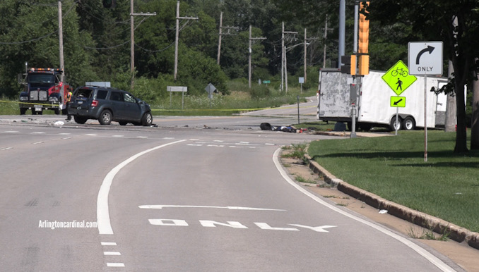 Approaching the crash scene from the west shows a slight curve near the intersection