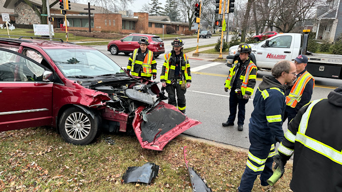 Crash scene at Arlington Heights Road and Olive Street on Saturday, December 23, 2023 (CARDINAL NEWS)