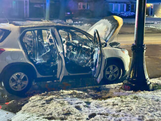 Car fire on Elmhurst Road near Hiawatha Trail in Mount Prospect on Thursday night, January 11, 2024 (CARDINAL NEWS)