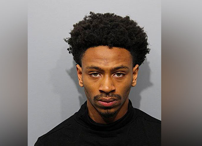 Antwoin Mason, charged with Aggravated Robbery and Identity Theft (SOURCE: Arlington Heights Police Department)