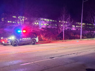 Metra train #735 stopped on the Metra UP-NW line near Northwest Highway and Yale Avenue in Arlington Heights (SOURCE: Arlington Heights)