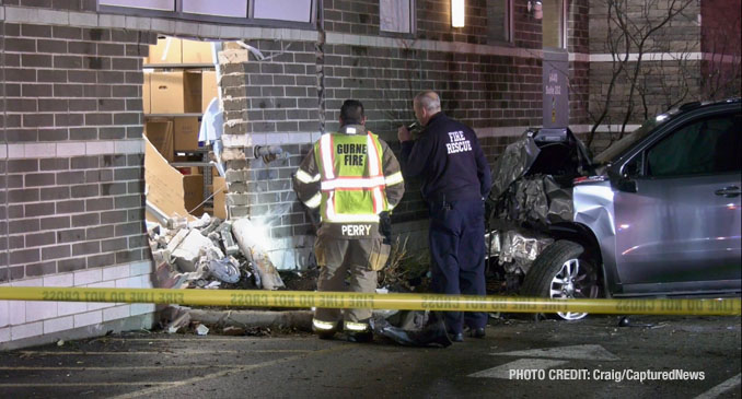 Crash and gas leak causes evacuation at Panera Bread in Gurnee on Sunday, April 7, 2024k (CraIg/Captured News)