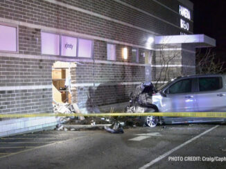 Crash and gas leak causes evacuation at Panera Bread in Gurnee on Sunday, April 7, 2024k (CraIg/Captured News)