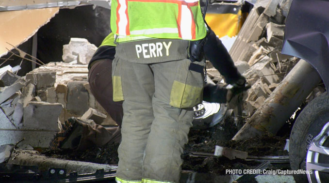 Crash and gas leak causes evacuation at Panera Bread in Gurnee on Sunday, April 7, 2024k (CraIg/Captured News)