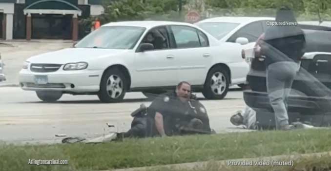 Police officers struggled with a male that was resisting after a crash on Rand Road near Walmart, Thursday, May 9, 2024 (CARDINAL NEWS)
