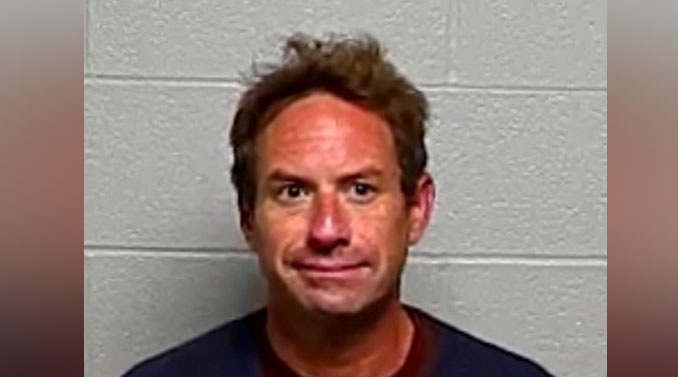 Robert D. Neumann, charged with Aggravated Arson and Residential Arson (SOURCE: Lake County Sheriff's Office)
