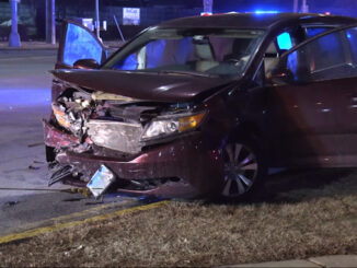 Signficantly damaged minivan at Palatine Road and Rand Road in Arlington Heights on Friday night February 13, 2026 (CARDINAL NEWS)