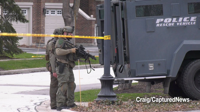 NIPAS SWAT in Vernon Hills, then death investigation after 81 year-old woman found with barridaded subject (Craig/CapturedNews)