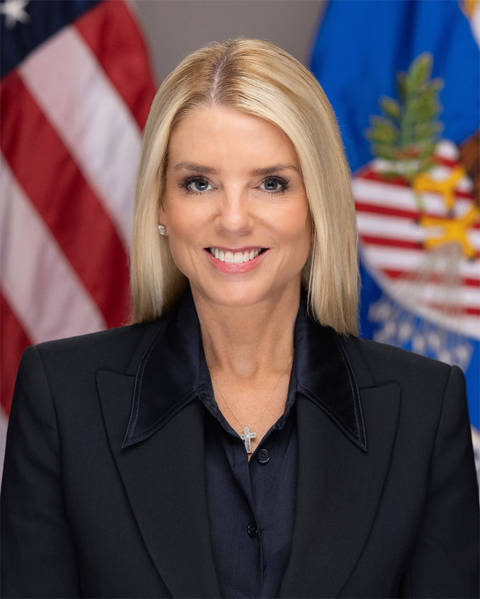 US Attorney General Pam Bondi official portrait (SOURCE: US Department of Justice)