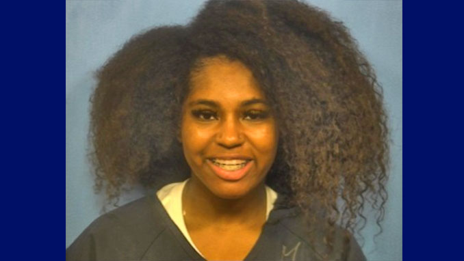 Aviance Carson, accused of biting during Aggravated Fleeing and Eluding Arrest in DuPage County (SOURCE: DuPage County State's Attorney's Office)