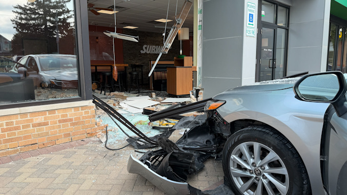Silver sedan crash at Subway at Arlington Heights Road and Grove Street in Arlington Heights, Saturday afternoon, July 25, 2026 (CARDINAL NEWS).